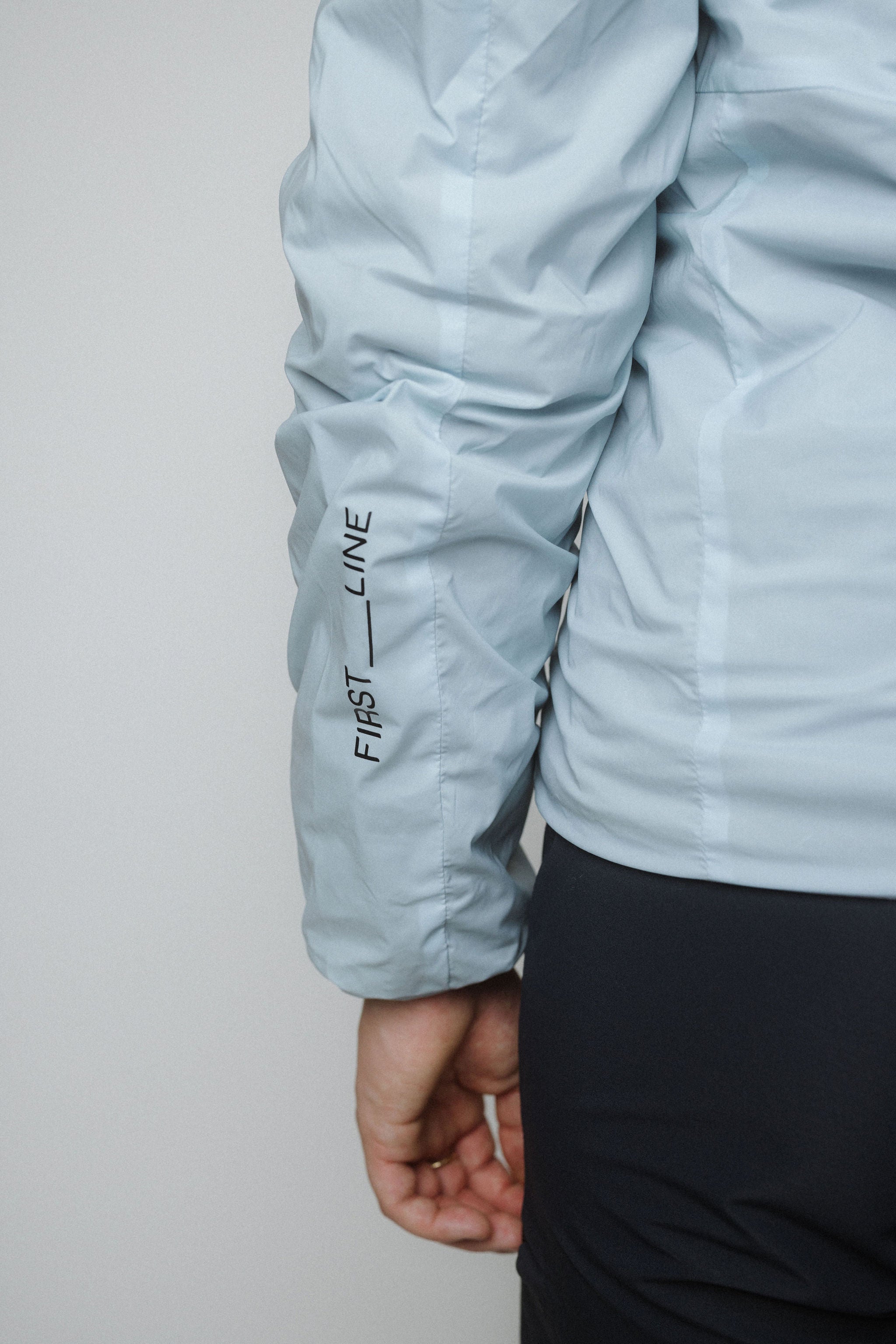 Bliss Hybridjacket Polartecalpha_women_ice blue_back view arm detail