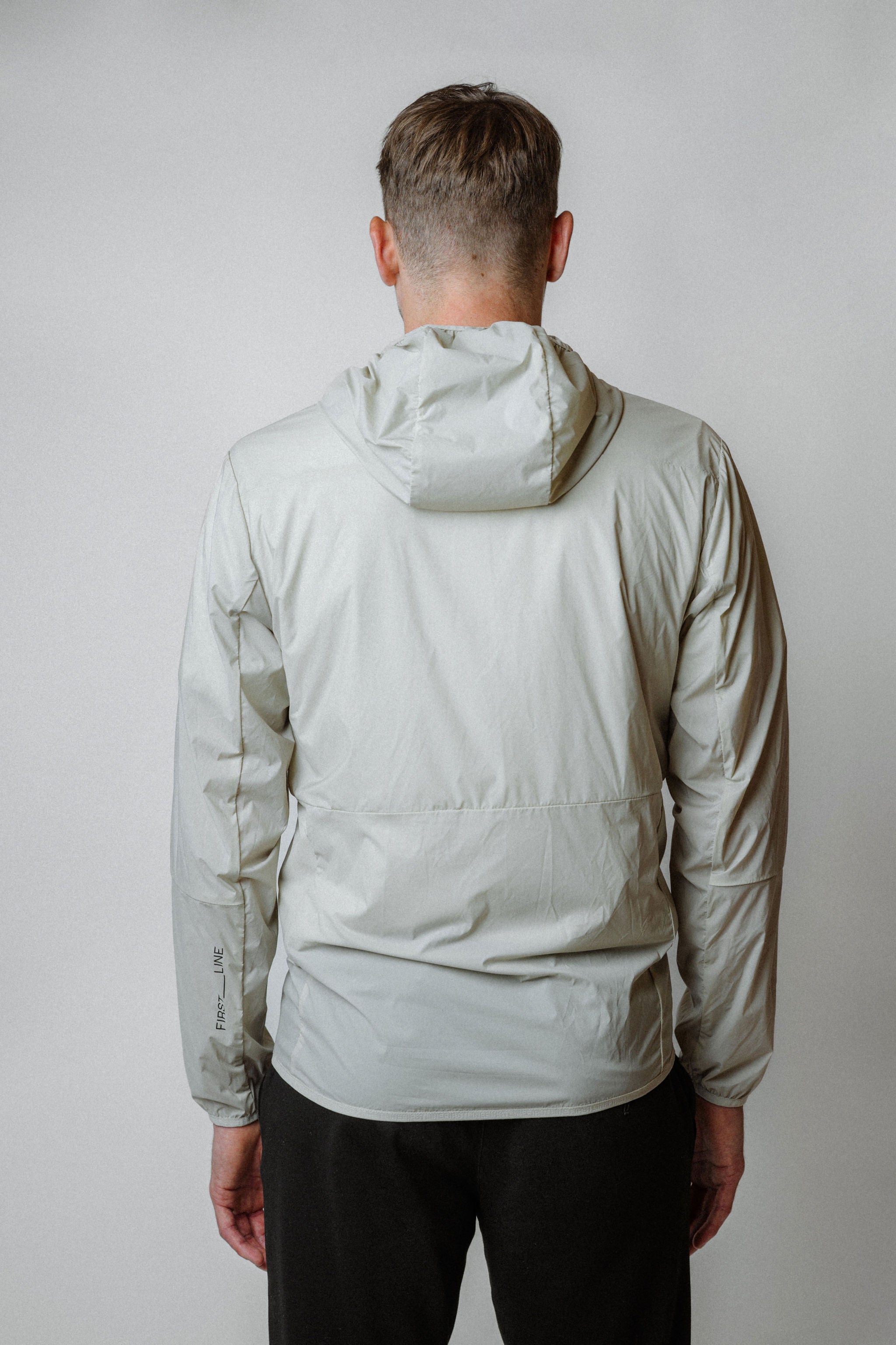 Bliss_ultralight_jacket_men_agate_stone_backview