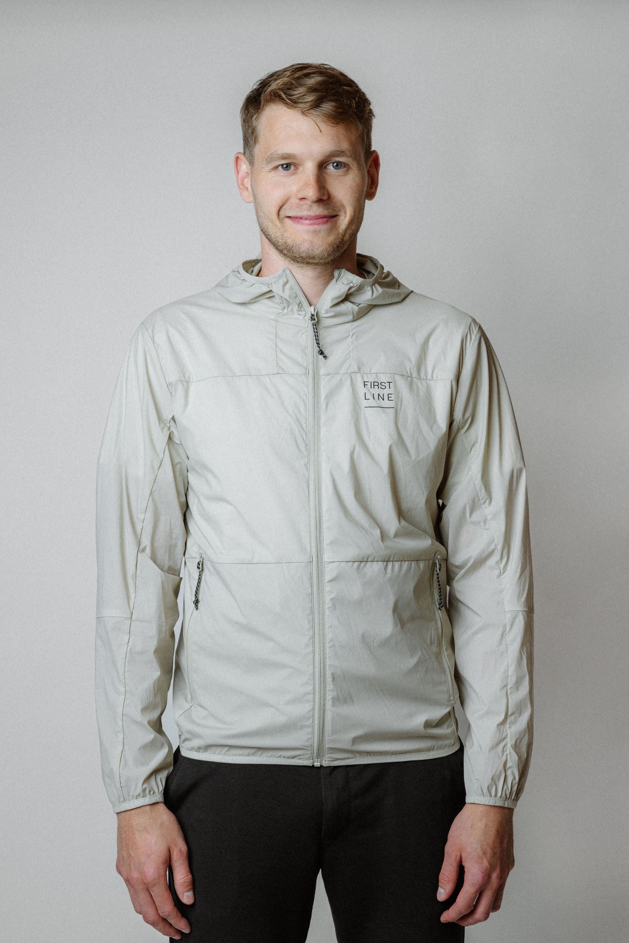 Bliss_ultralight_jacket_men_agate_stone_front_view