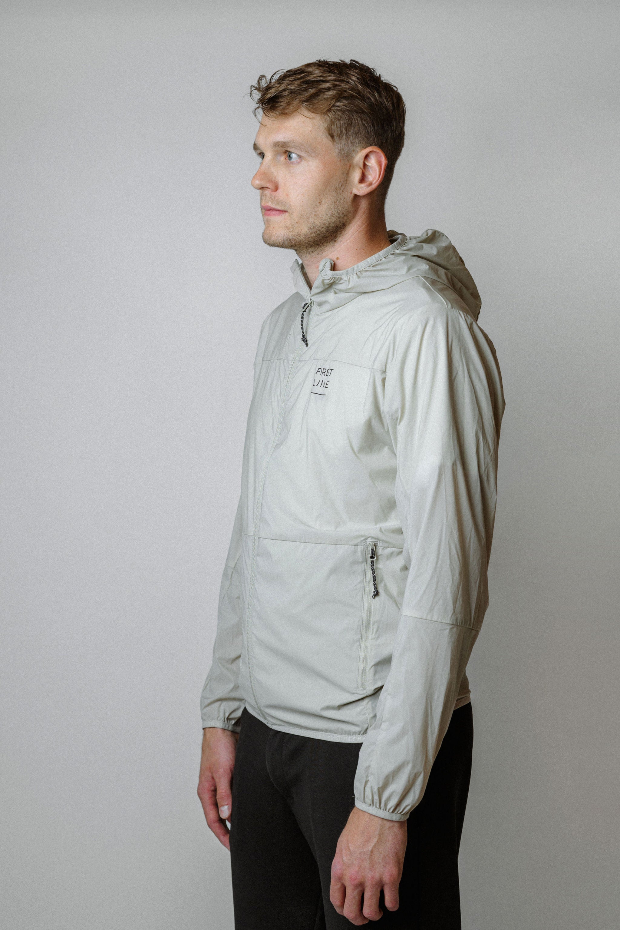 Bliss_ultralight_jacket_men_agate_stone_side_view