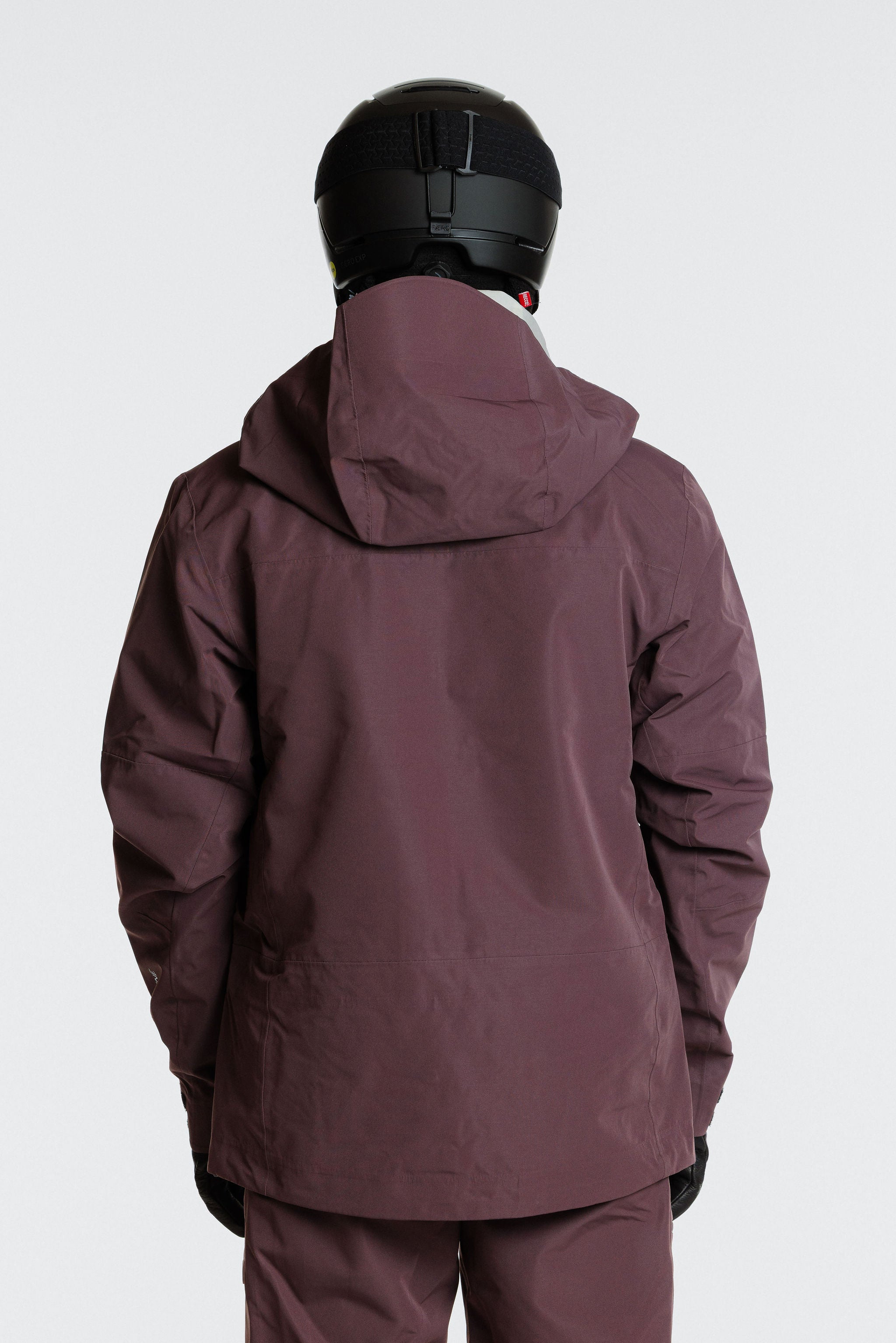 Enjo_3layershelljacket_men_cacaopowder_backview