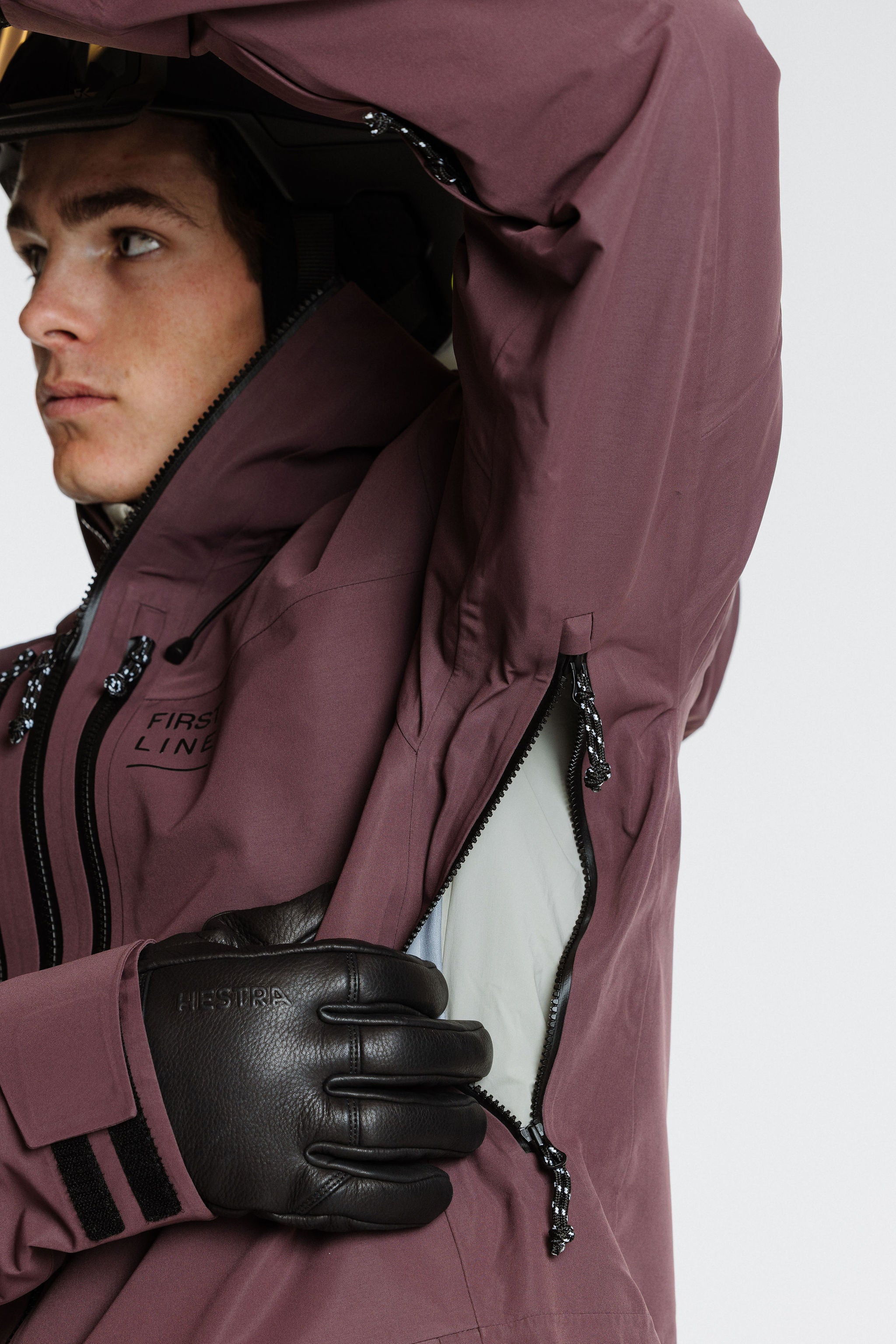 Enjo_3layershelljacket_men_cacaopowder_underarmventilation_1