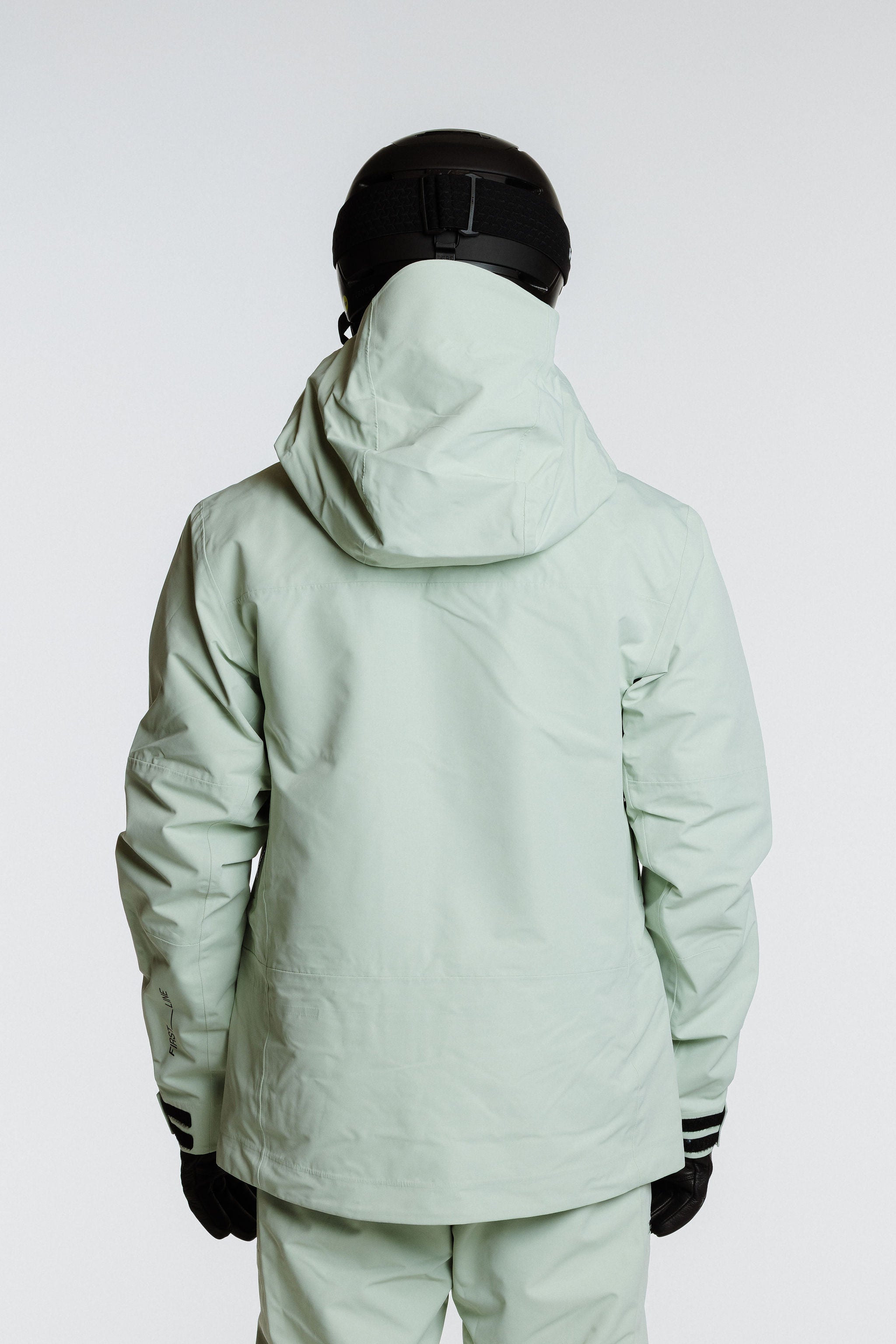 Enjo_3layershelljacket_men_softsage_backview