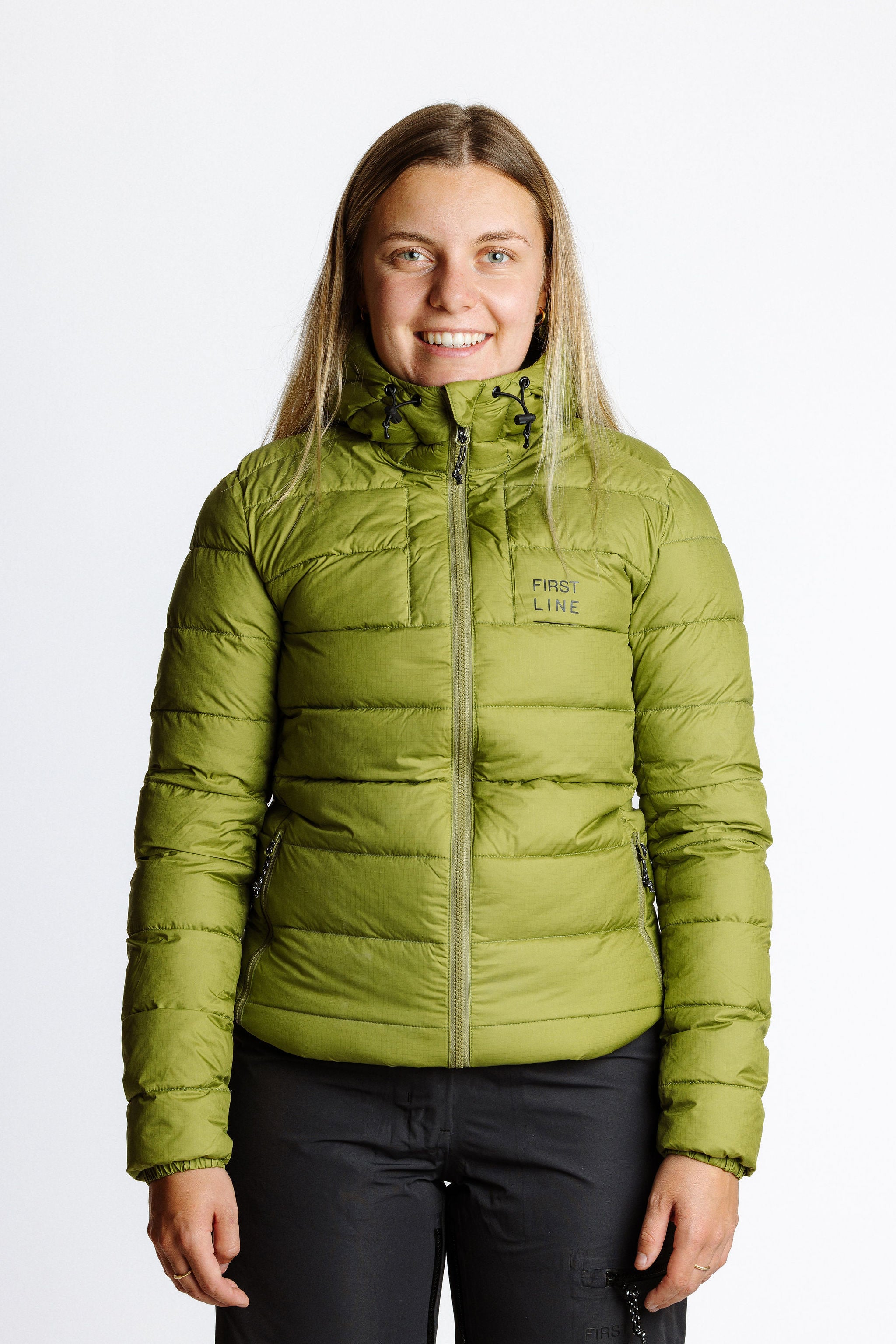 Komodinsulationjacket_women_cypressgreen_frontview_6640f2a0-d494-41ea-903c-0c91a0fcc158
