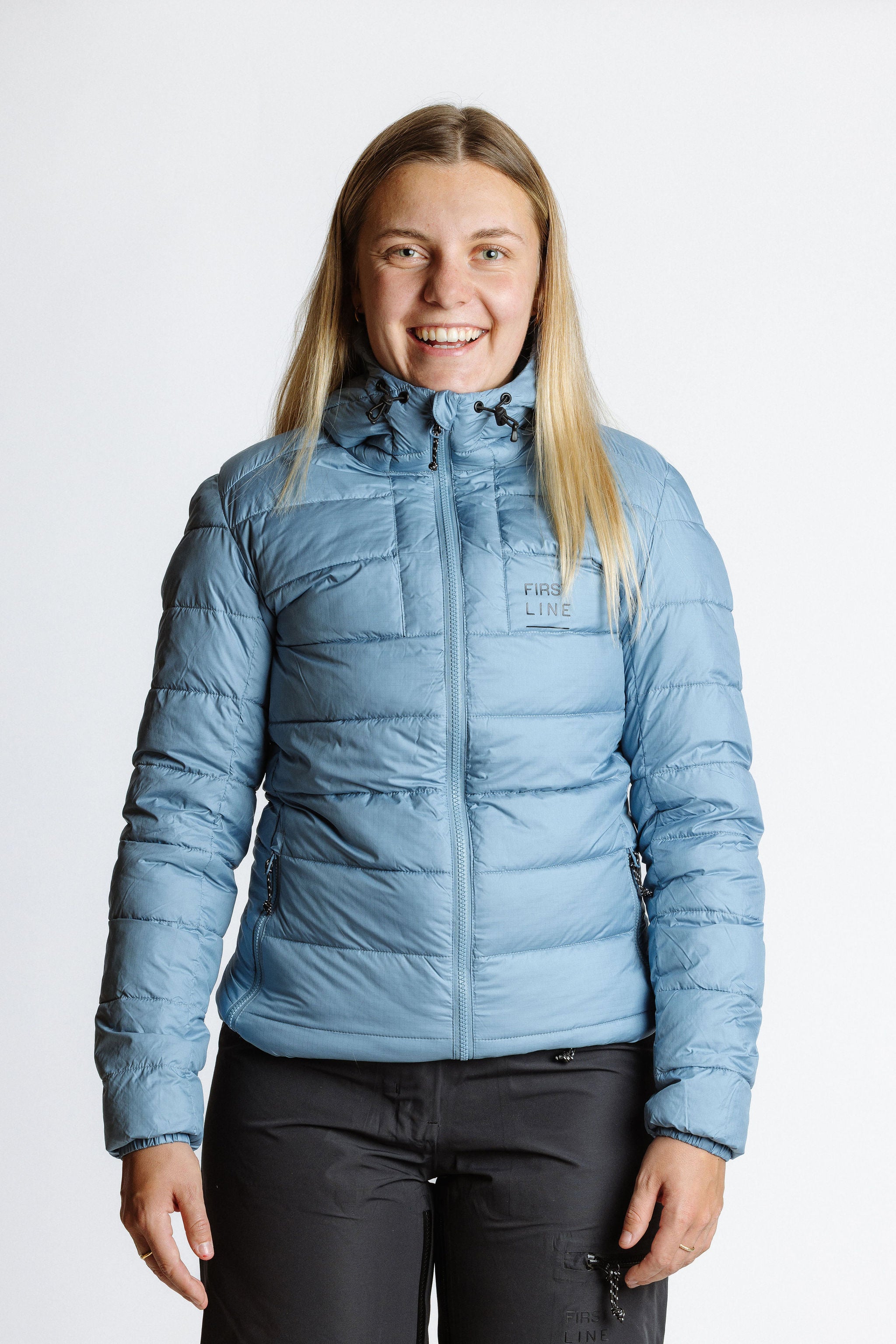 Komodinsulationjacket_women_dustyblue_frontview