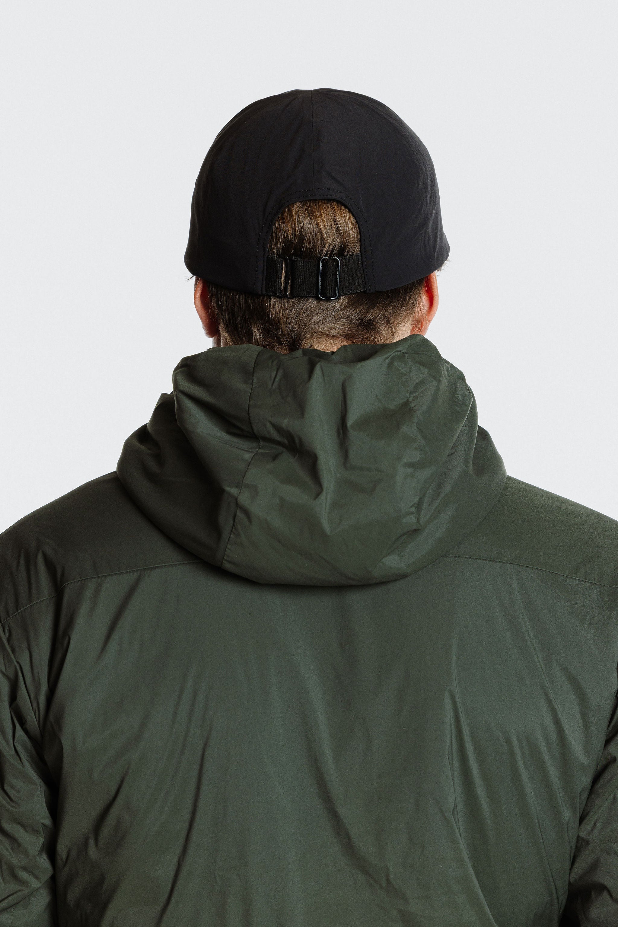 Rise_cap_unisex_onesize_black_backview_men