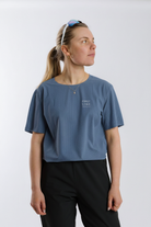 T-Shirt Dusty Blue – Damen Seite