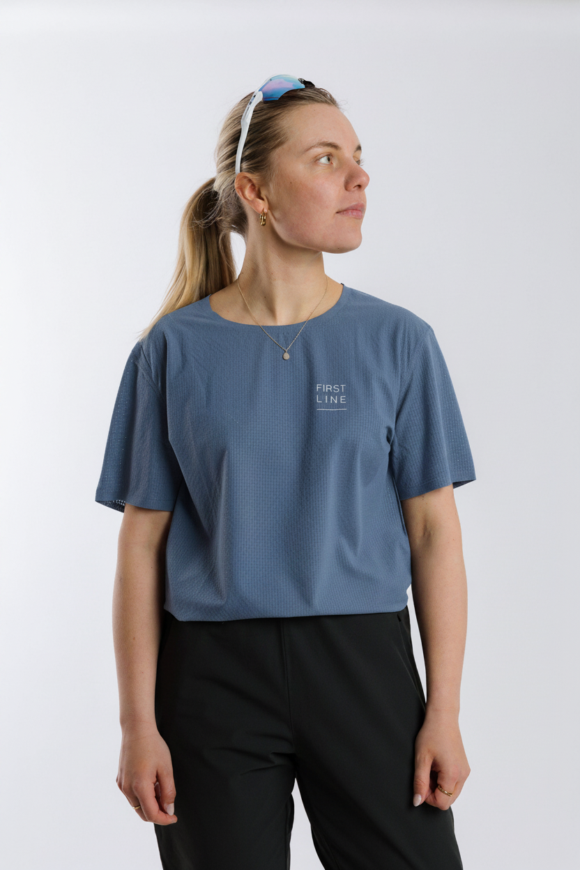 T-Shirt Dusty Blue – Damen Seite